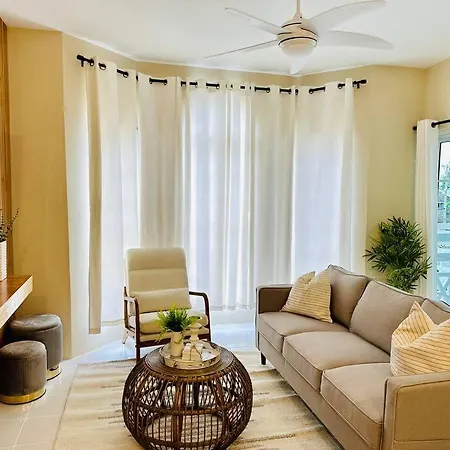 Falcon Sunset 2Br- Airport Transport Available -Security-Gated