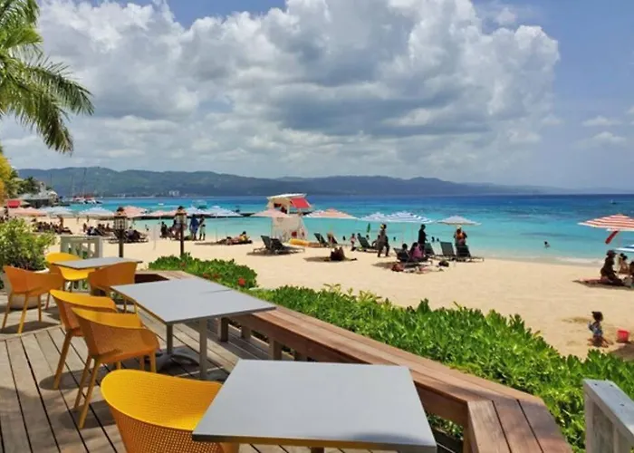 Falcon Sunset 2br- Airport Transport Available -security-gated * Montego Bay